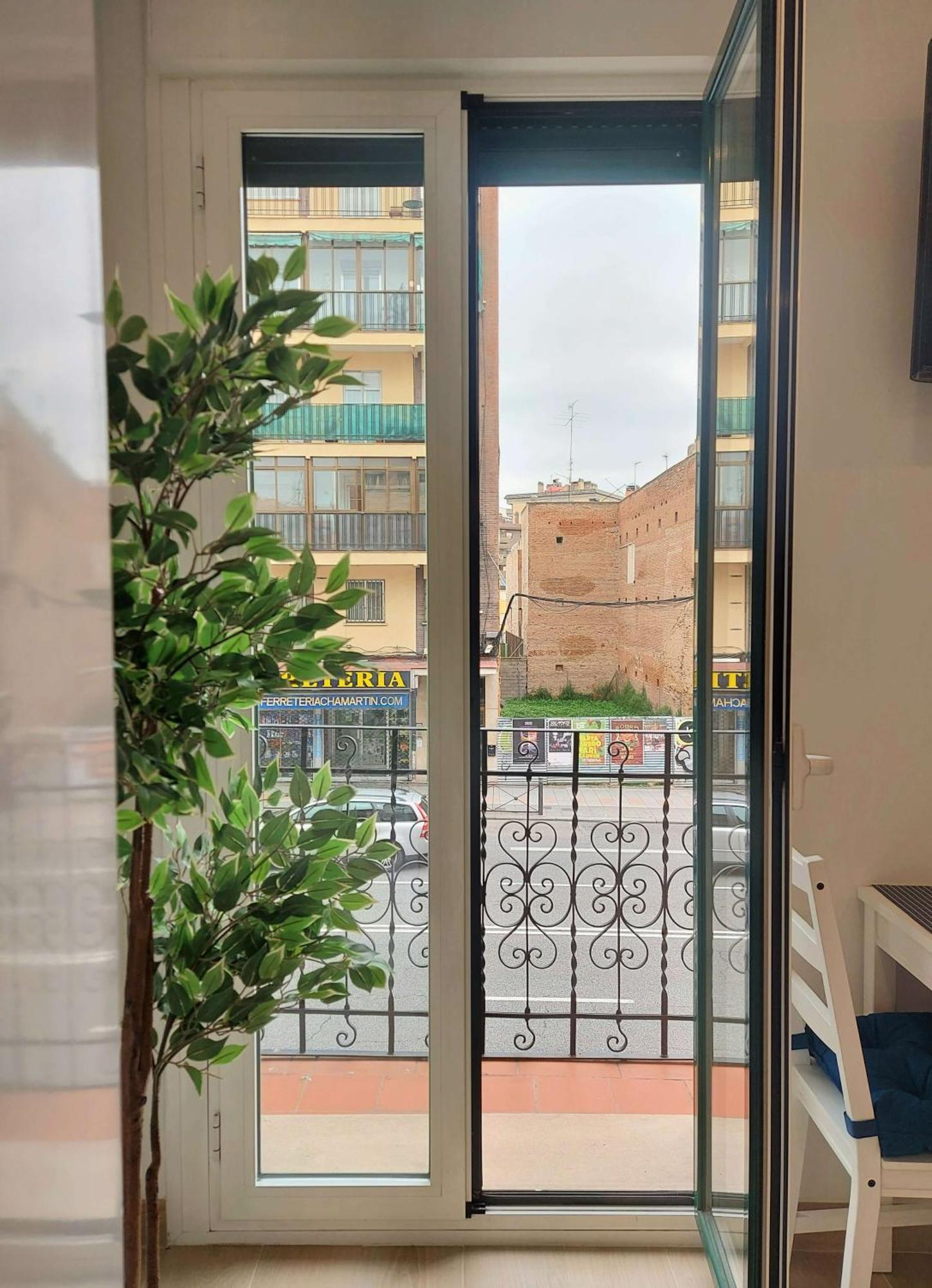 Erase Un Hotel Madrid Bilik gambar